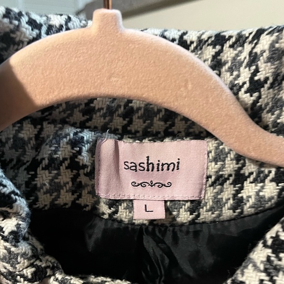 Houndstooth Check // Black, gray, and white pea coat. - Picture 3 of 3